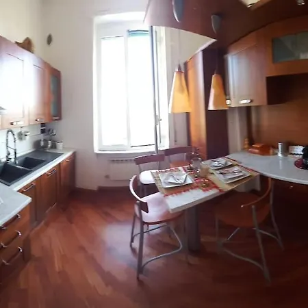 Apartamento Casa Del Colibri, Sestri Ponente Parcheggio