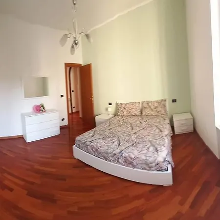 Casa Del Colibri, Sestri Ponente Parcheggio Apartment *